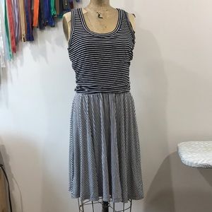 Old Navy striped knit dress Size Medium
